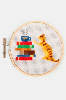 kikerland punto de cruz mini - gato con libros-612615125643