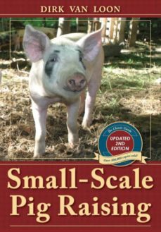 small-scale pig raising-9781626545533